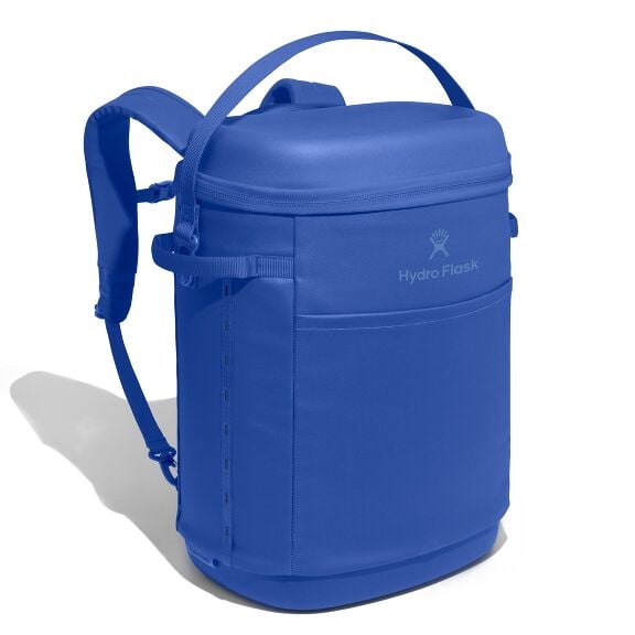carryouttm-backpack-22-l-v1 18pco382_carryout_backpack_22l_capri_blue_angled_1.jpg