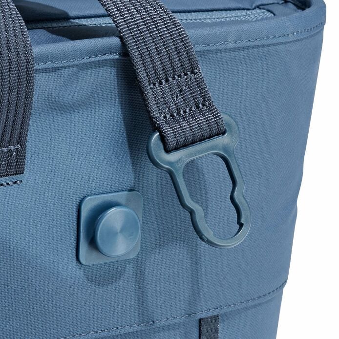 carryouttm-soft-cooler-tote-20-l-o6 250815_hydro_cooler_details_14841_2.jpg