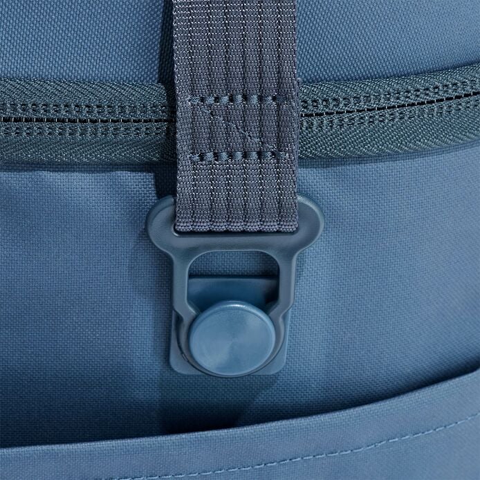 carryouttm-soft-cooler-30-l-d9 250815_hydro_cooler_details_14854_2_5.jpg