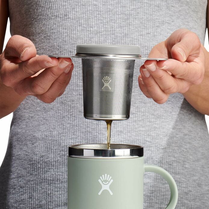 tea-infuser-a4 drif035-tea-infuser-birch-hb-pour_1.jpg