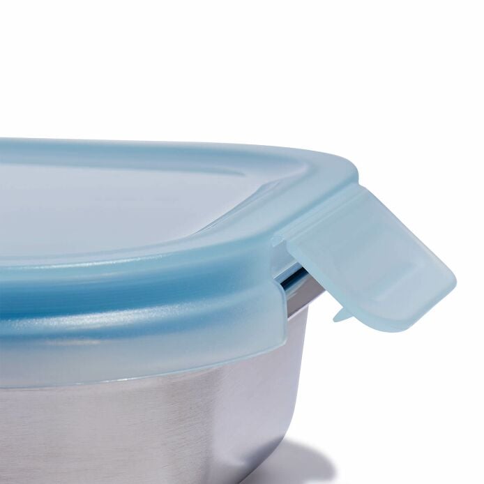 3-5-c-stainless-steel-food-container-b2 focb417-3.5-cup-food-container-rain-feature_1_1.jpg