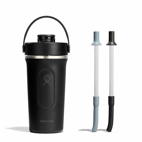 shaker-bottle-and-straw-bundle-z2 group_187_1__1.jpg
