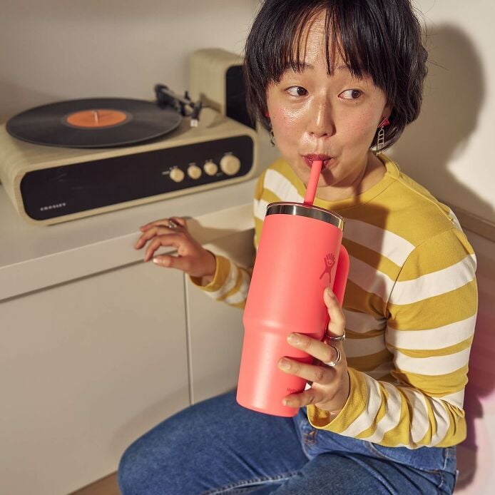 24-oz-travel-tumbler-q8 hf_s26_mcinnis_2487.jpg