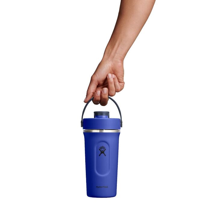 24-oz-insulated-shaker-bottle-k5 mxc24382_24_oz_insulated_shaker_bottle_capri_blue_hb.jpg