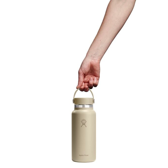 32-oz-wide-mouth-bottle-q1 w32cts114_32ozwideflexcap_oat_hb_1.jpg